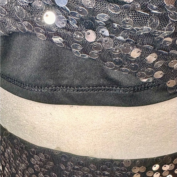 NWT black sequin tank top from American Eagle outfitters - Picture 4 of 8